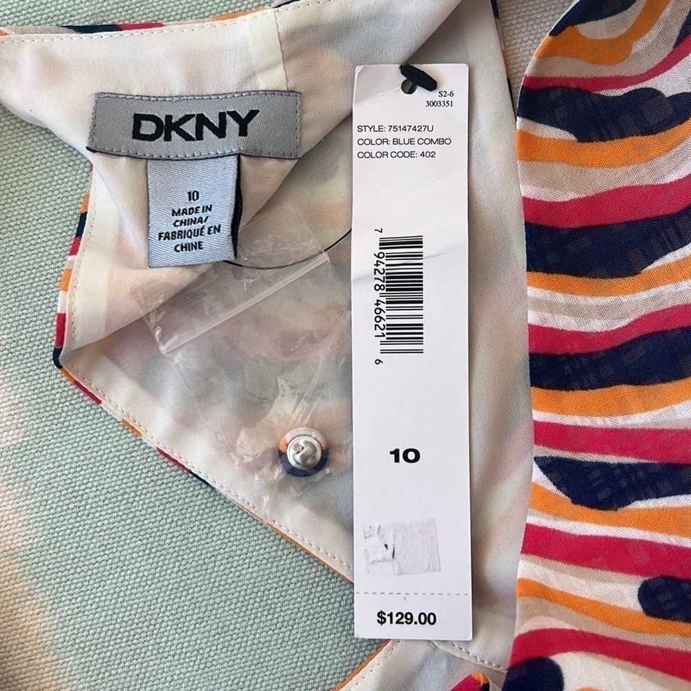 DKNY NWT Wave Print Cowl Neck Pleated Dress Size 10 - Picture 6 of 9